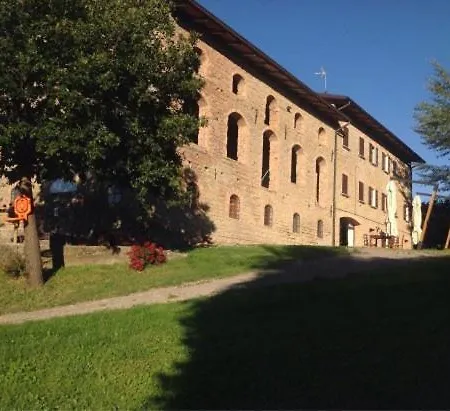 Agriturismo Le Scuderie Κατάλυμα σε φάρμα